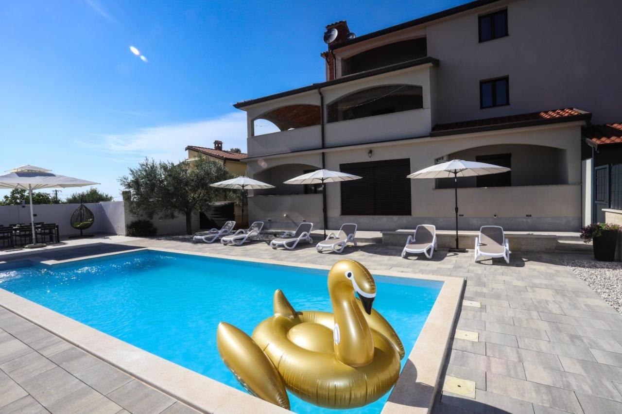 Apartment Nina With Private Pool Nova Vas  Екстер'єр фото